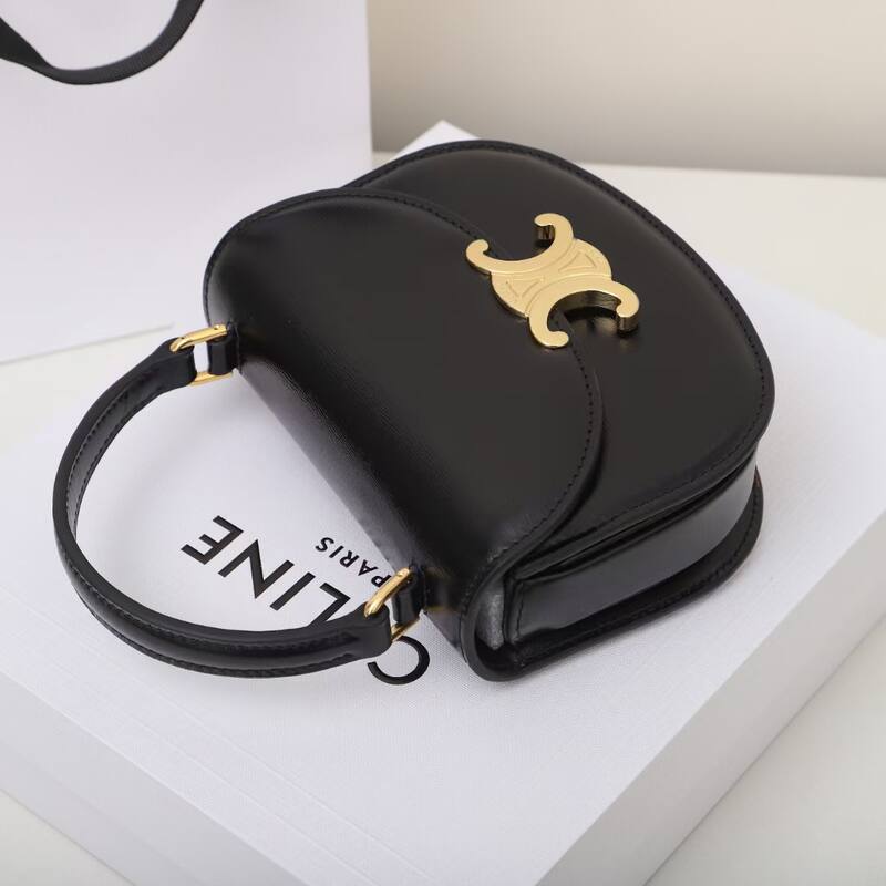 Celine Triomphe shoulder bag — Premium Replica