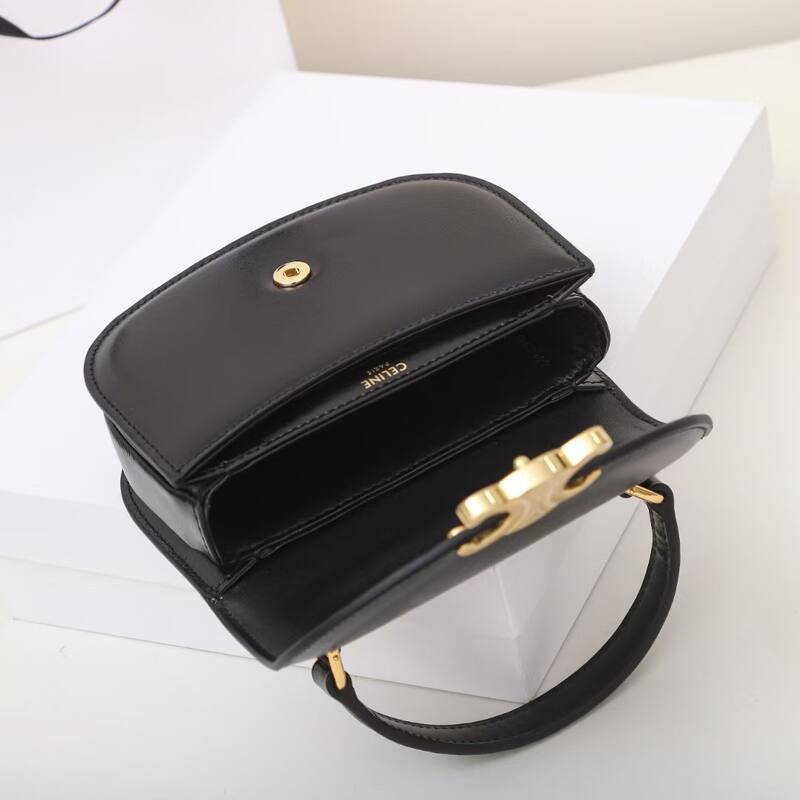 Celine Triomphe shoulder bag — Premium Replica