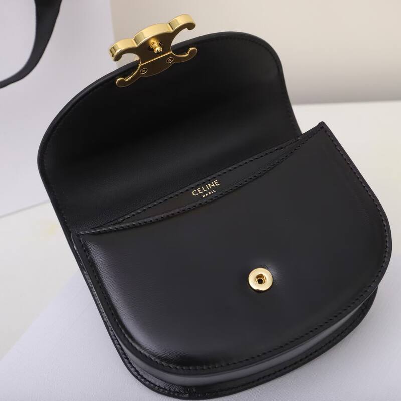 Celine Triomphe shoulder bag — Premium Replica
