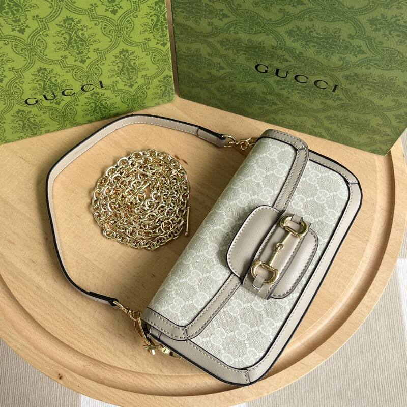 Gucci Beige White GG Supreme crossbody — AAA Quality Replica