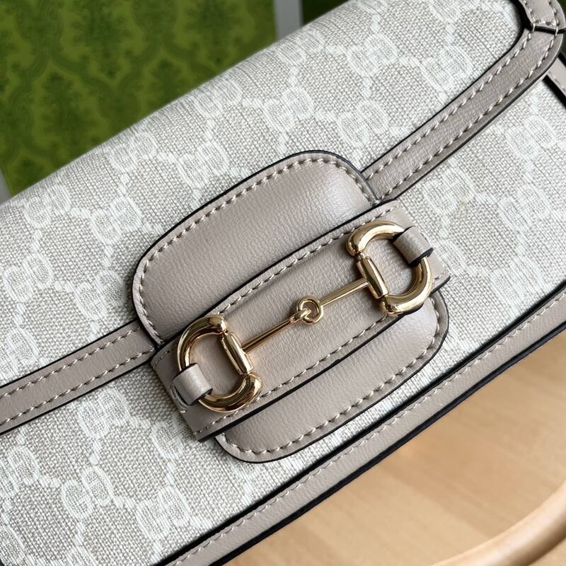 Gucci Beige White GG Supreme crossbody — AAA Quality Replica