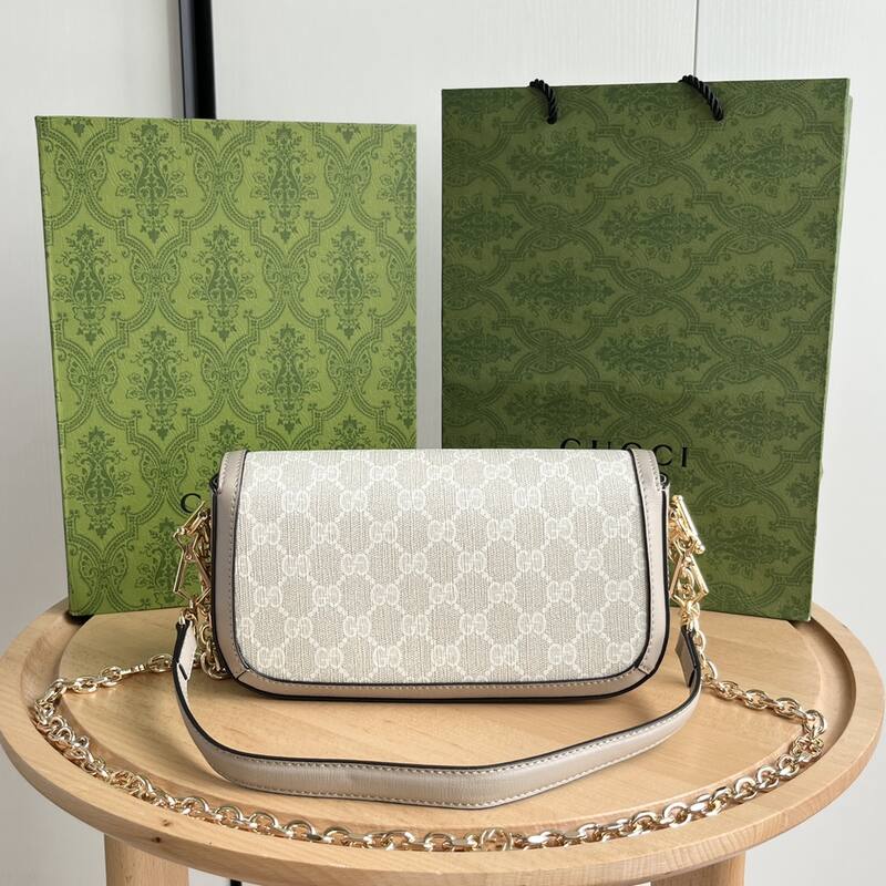 Gucci Beige White GG Supreme crossbody — AAA Quality Replica
