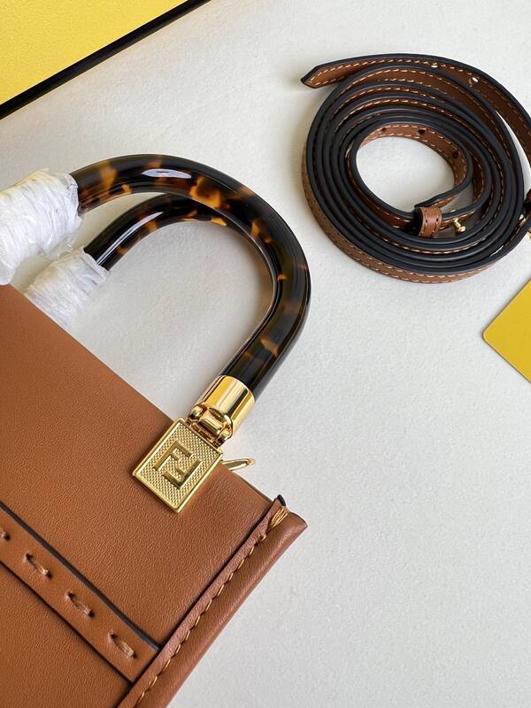 Fendi shoulder bag — AAA Quality Replica
