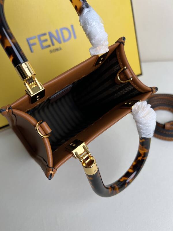 Fendi shoulder bag — AAA Quality Replica