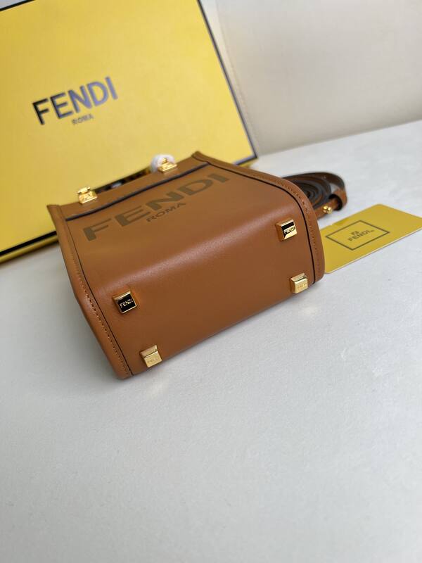 Fendi shoulder bag — AAA Quality Replica