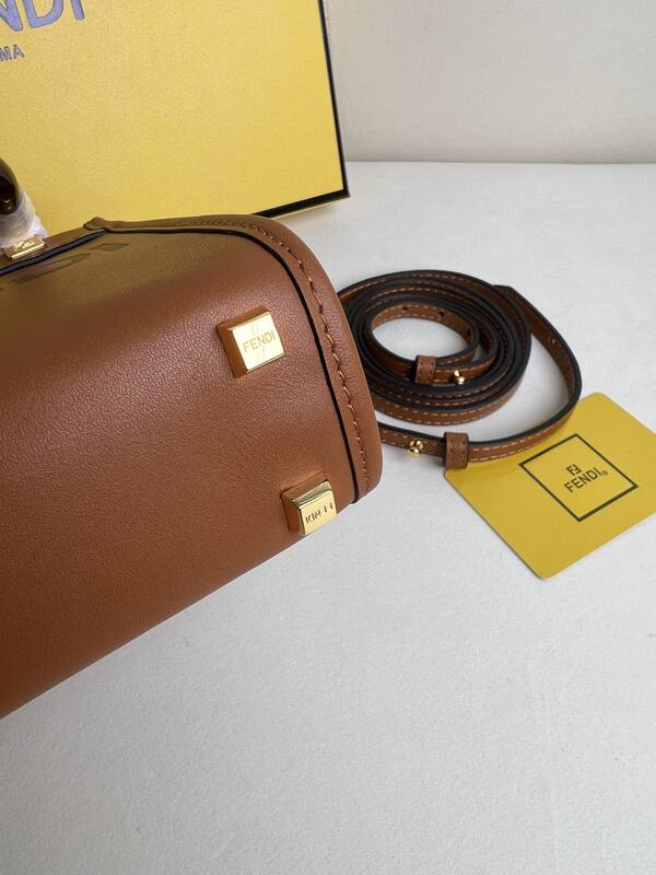 Fendi shoulder bag — AAA Quality Replica