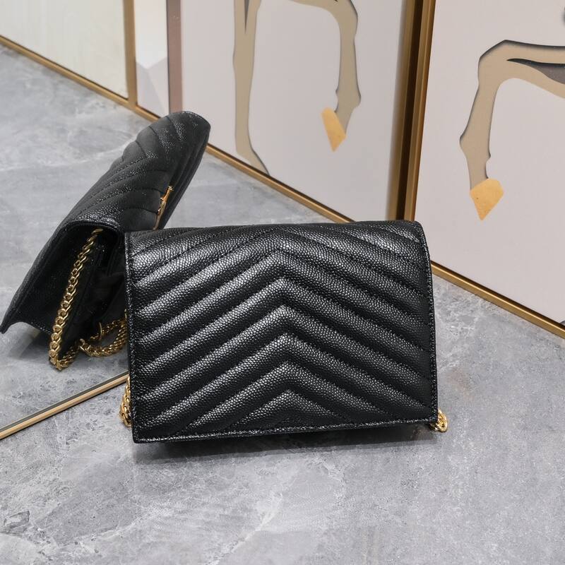 Saint Laurent LouLou Black 20 17 crossbody — Top Quality Replica