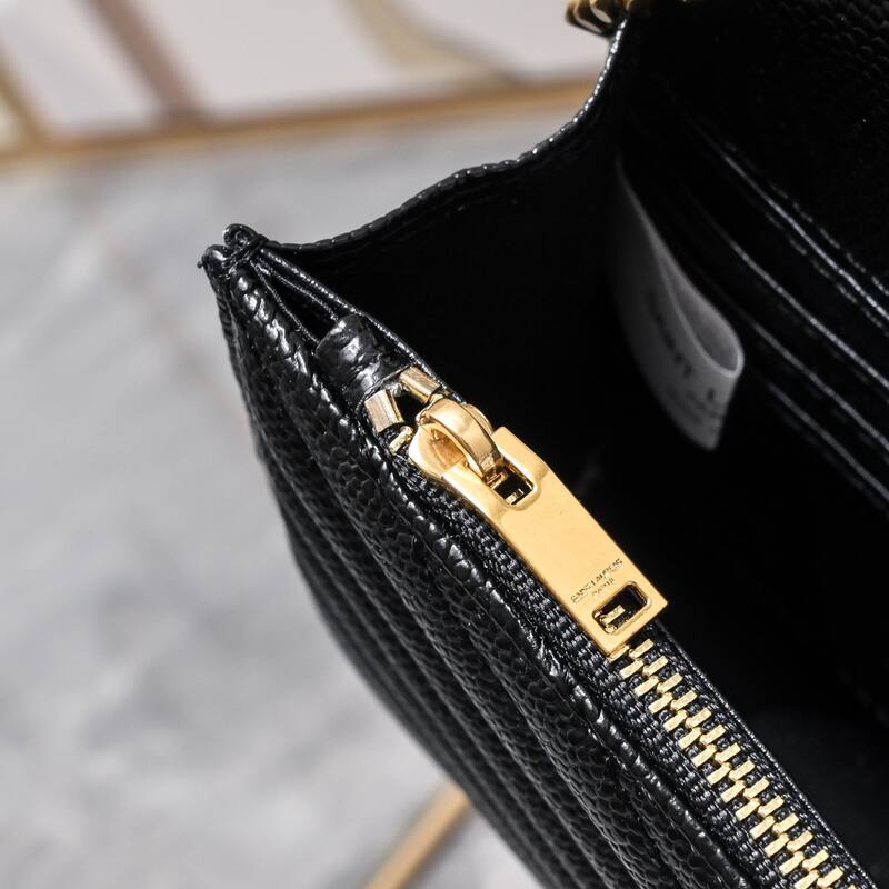 Saint Laurent LouLou Black 20 17 crossbody — Top Quality Replica
