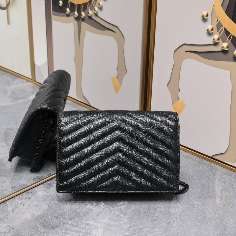 Saint Laurent LouLou Black 20 17 crossbody — Top Quality Replica