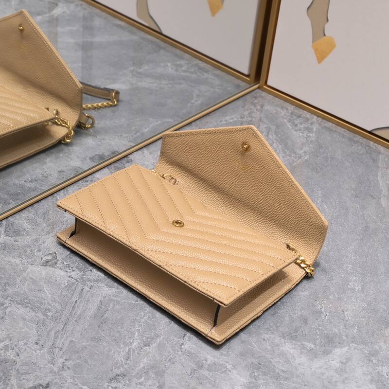 Saint Laurent Envelope Beige 20x17x6cm crossbody — AAA Quality Replica