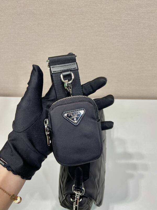 Prada Black 30x22x12cm shoulder bag — Top Quality Replica