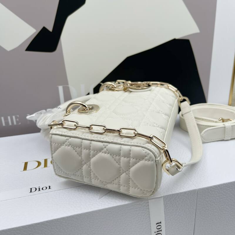 Dior Lady D-Joy White shoulder — Top Quality Replica