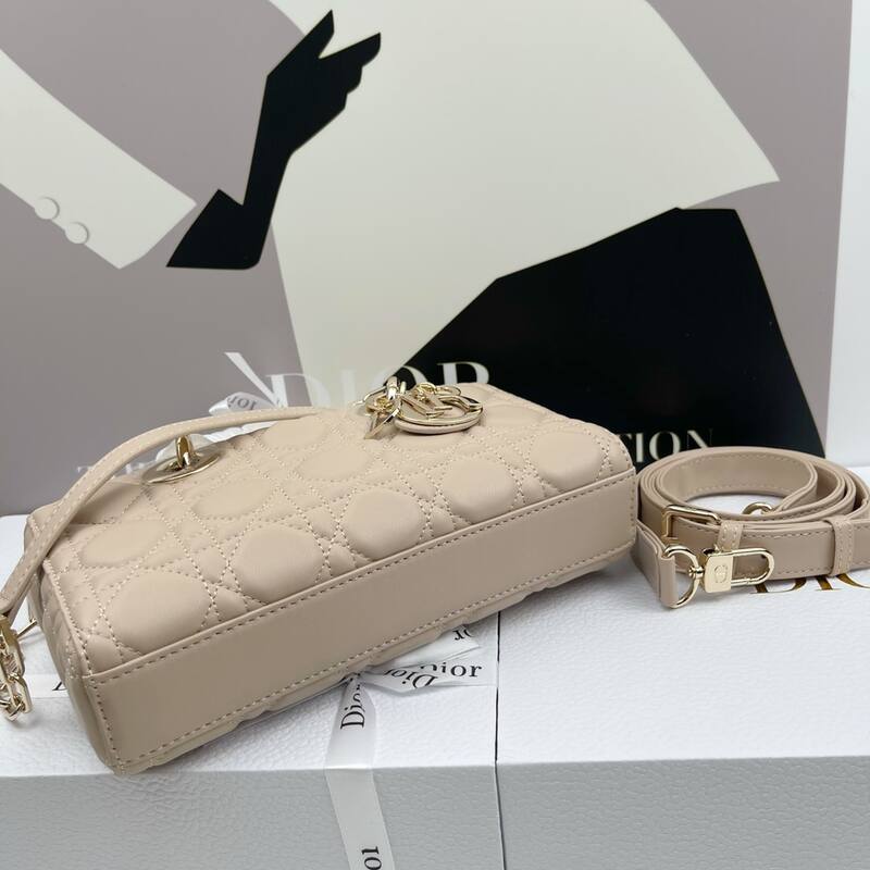 Dior Lady D-Joy Pink Beige shoulder — AAA Quality Replica