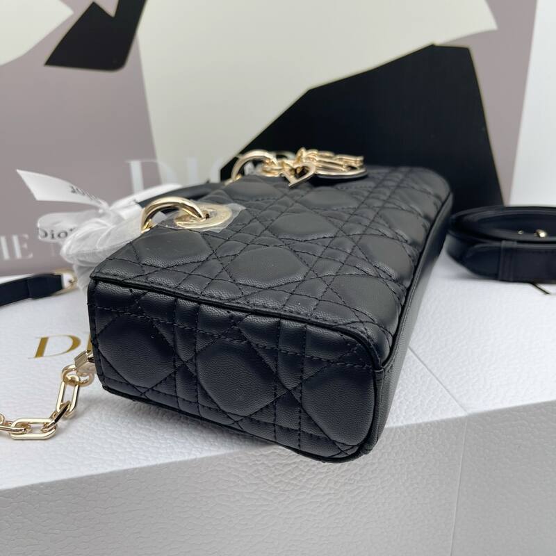 Dior Lady D-Joy Black shoulder — Top Quality Replica