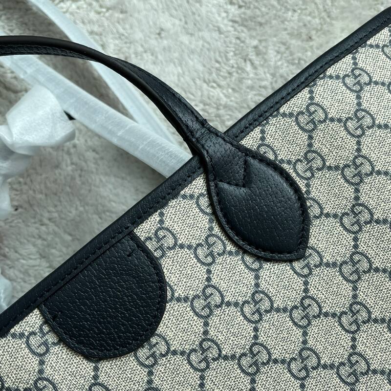 Gucci Beige Ebony GG Supreme with Black leather trim tote — 1:1 Replica