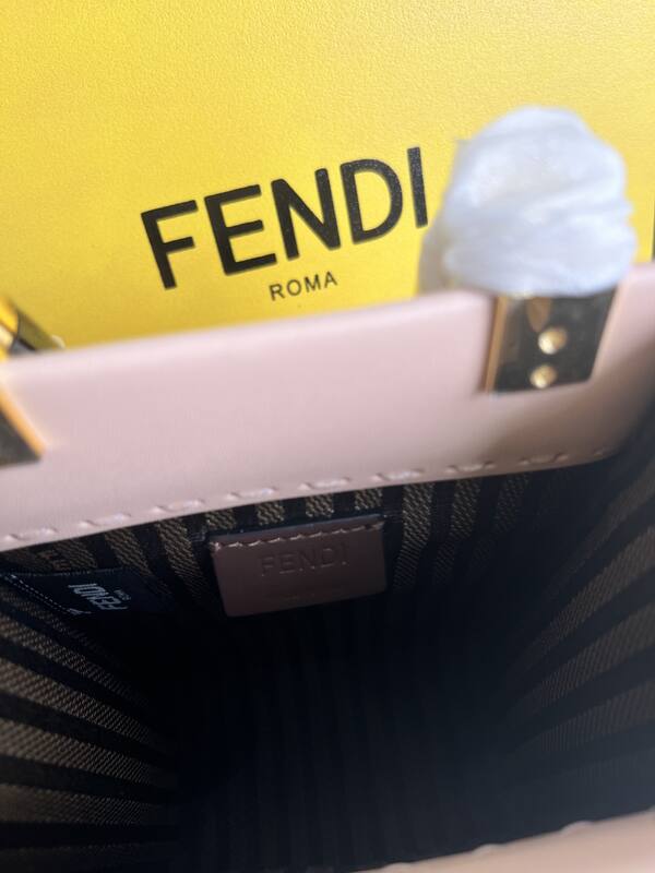 Fendi shoulder bag — Top Quality Replica