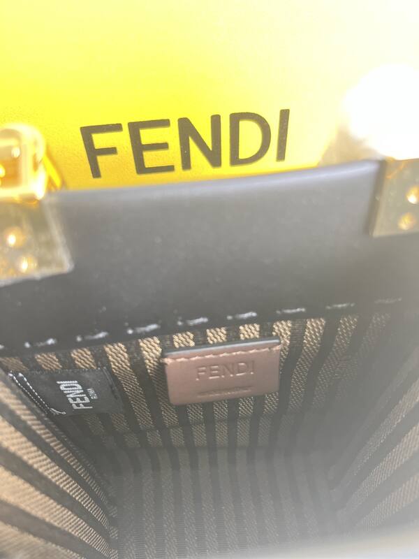 Fendi shoulder bag — 1:1 Replica