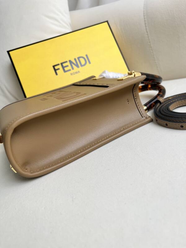 Fendi shoulder bag — Premium Replica