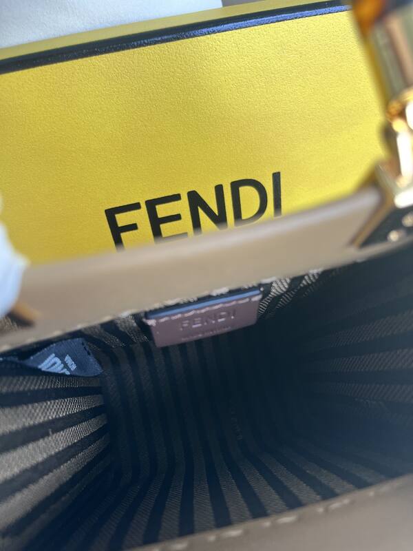 Fendi shoulder bag — Premium Replica
