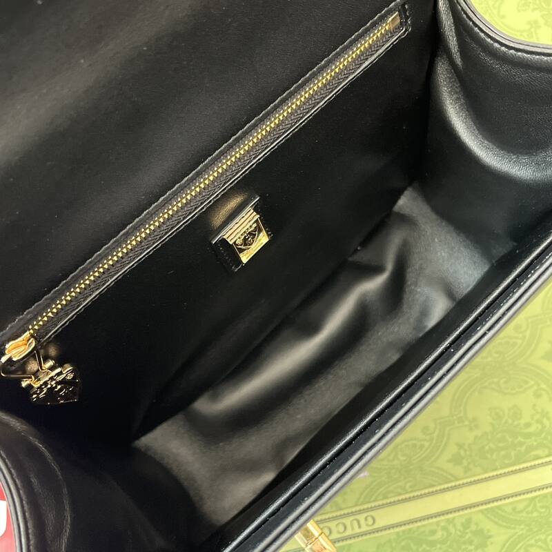Gucci Black shoulder — Premium Replica