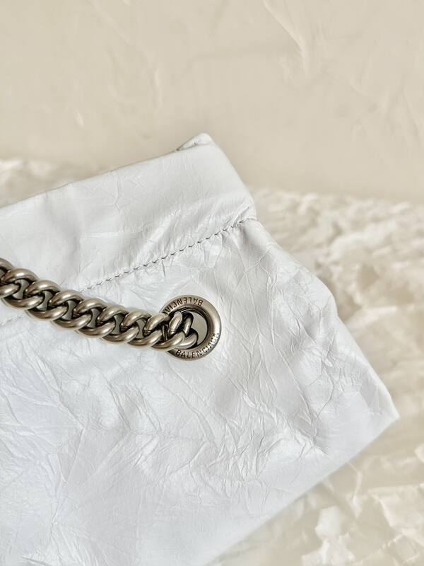 Balenciaga White 25x18x10cm shoulder bag — 1:1 Replica
