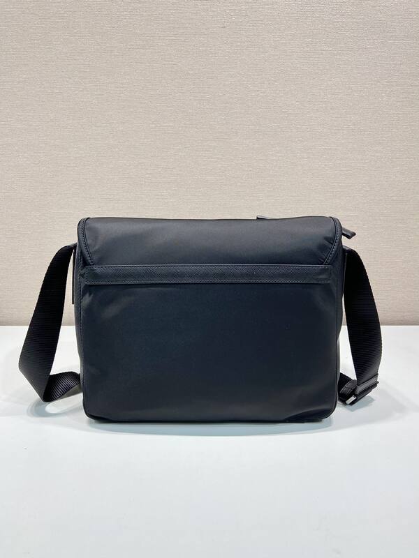 Prada Nylon black 28x22x12cm messenger bag — AAA Quality Replica