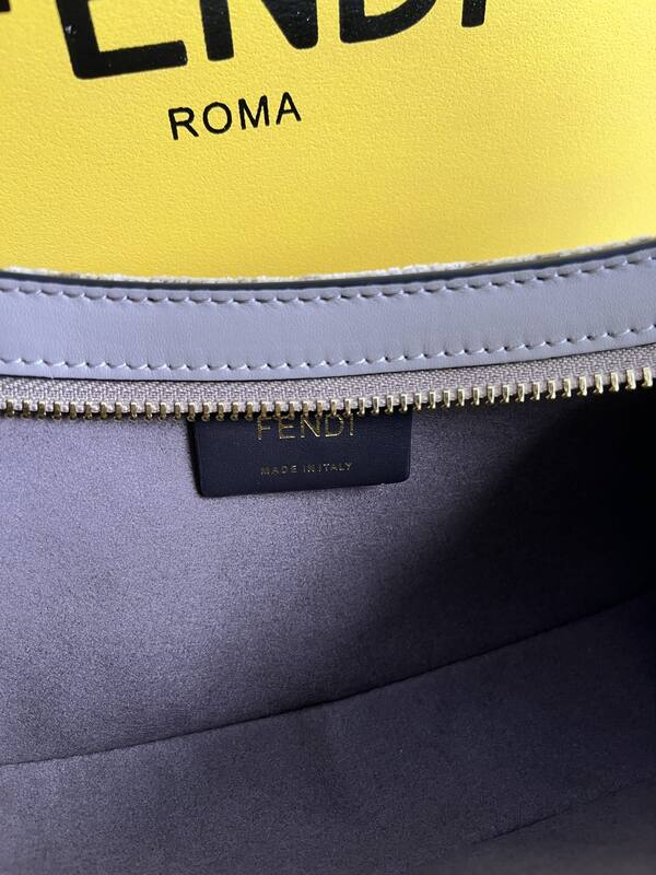 Fendi shoulder bag — Premium Replica