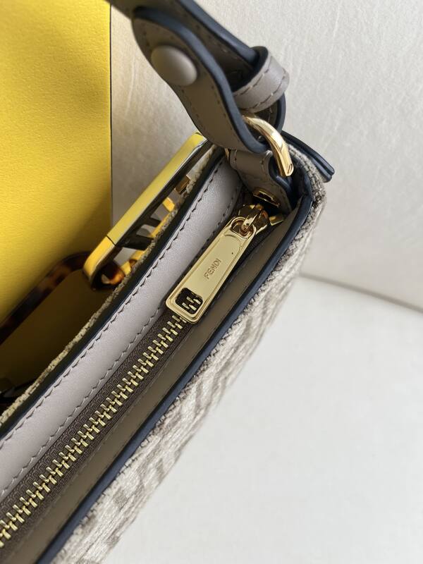 Fendi shoulder bag — Premium Replica