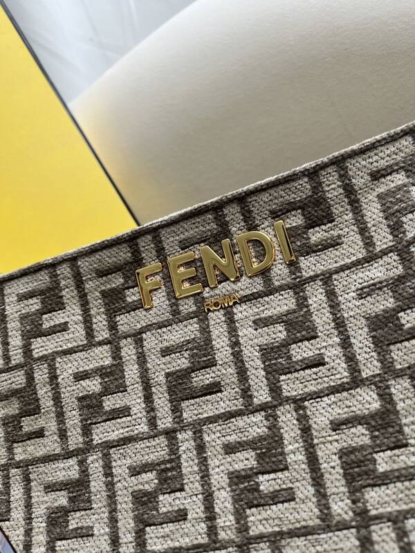 Fendi shoulder bag — Premium Replica