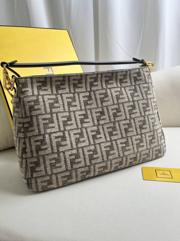 Fendi shoulder bag — Premium Replica