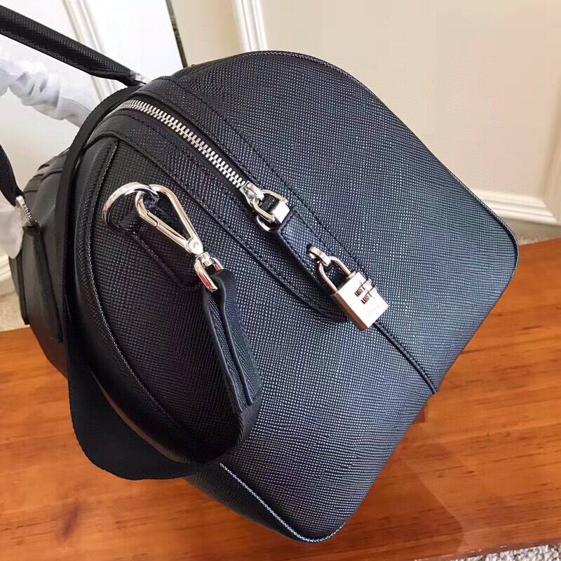 Prada Black shoulder bag — 1:1 Replica
