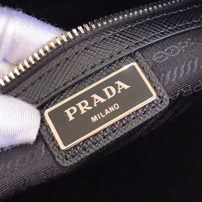 Prada Black shoulder bag — 1:1 Replica