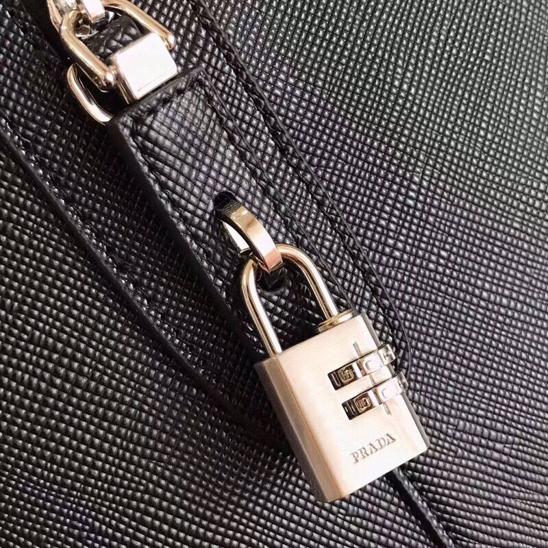 Prada Black shoulder bag — 1:1 Replica