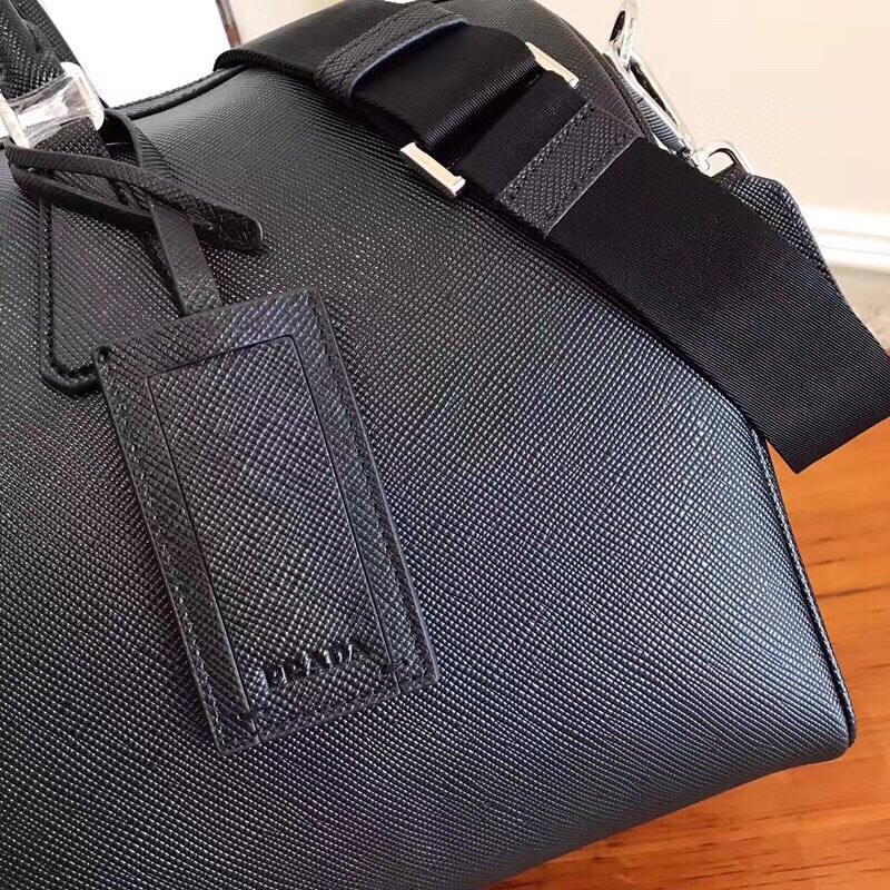 Prada Black shoulder bag — 1:1 Replica