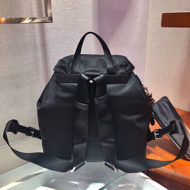 Prada Nylon black 32x30x15cm backpack — 1:1 Replica