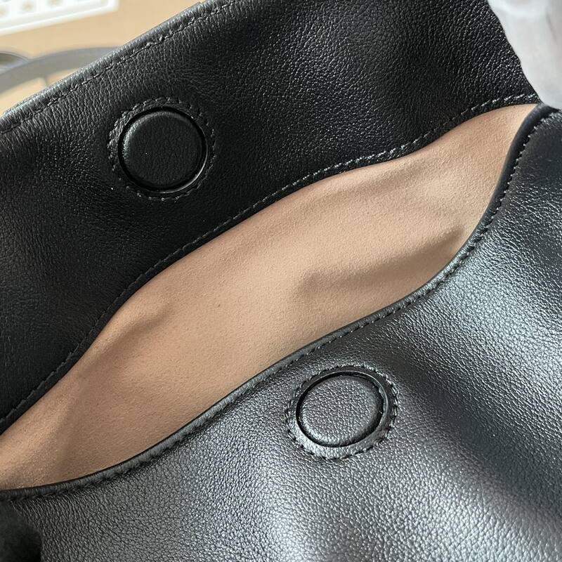 Gucci Black shoulder — Top Quality Replica