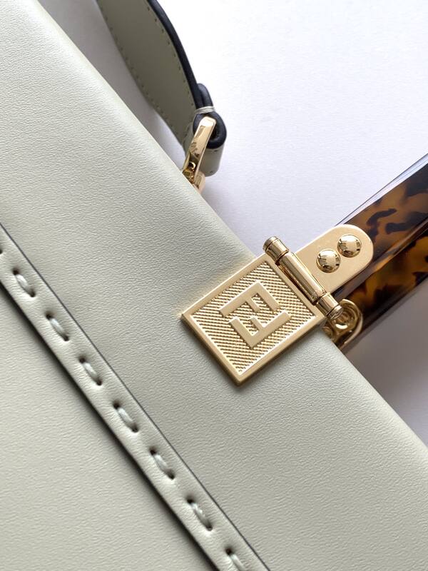 Fendi Green 30x22x12cm shoulder bag — 1:1 Replica