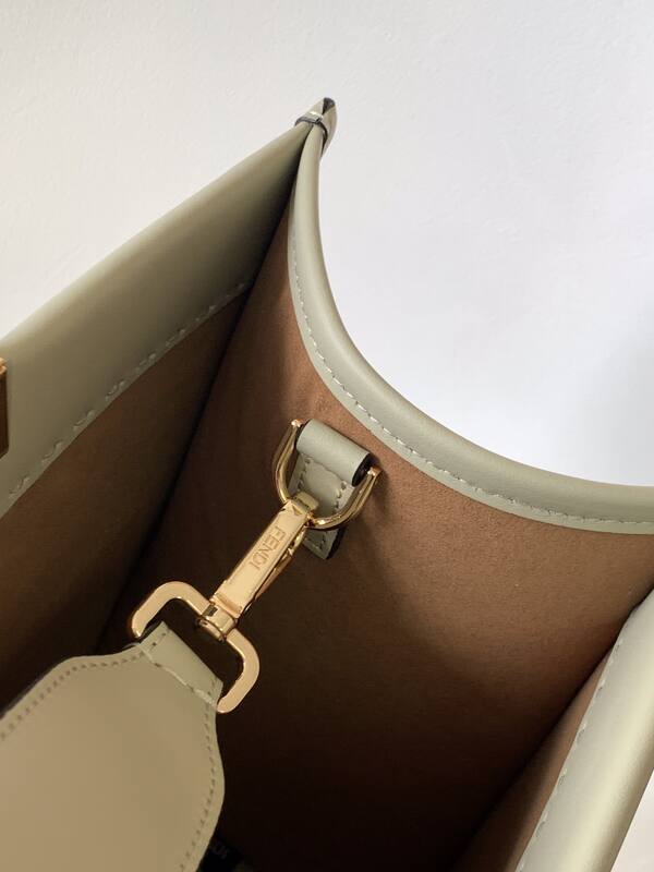 Fendi Green 30x22x12cm shoulder bag — 1:1 Replica