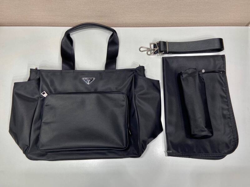 Prada Black shoulder bag — AAA Quality Replica