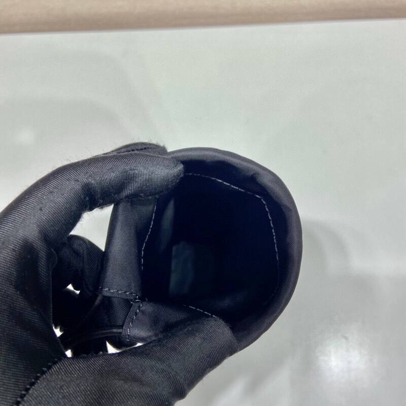Prada Black shoulder bag — Premium Replica