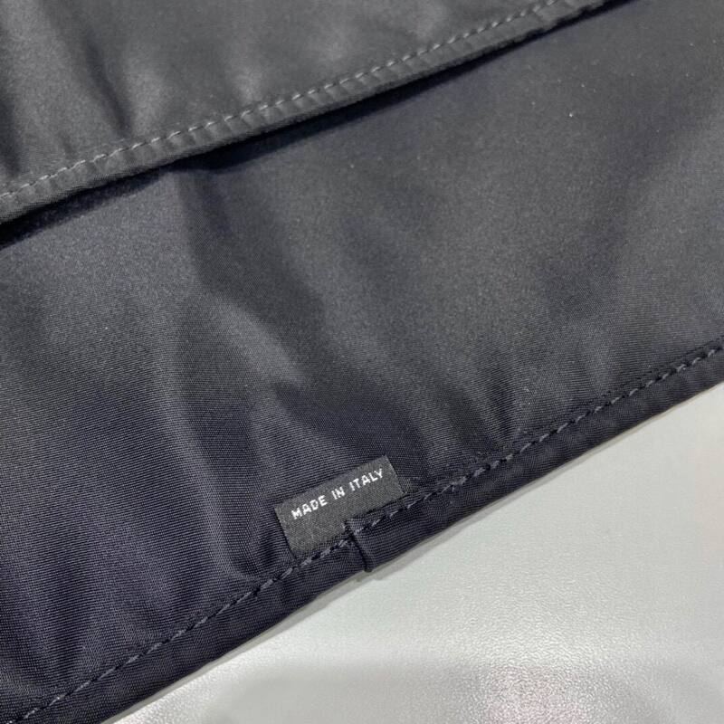 Prada Black shoulder bag — Premium Replica