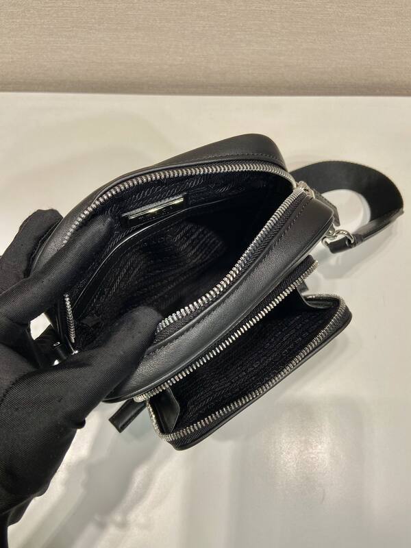 Prada Black 25x18x10cm shoulder bag — 1:1 Replica
