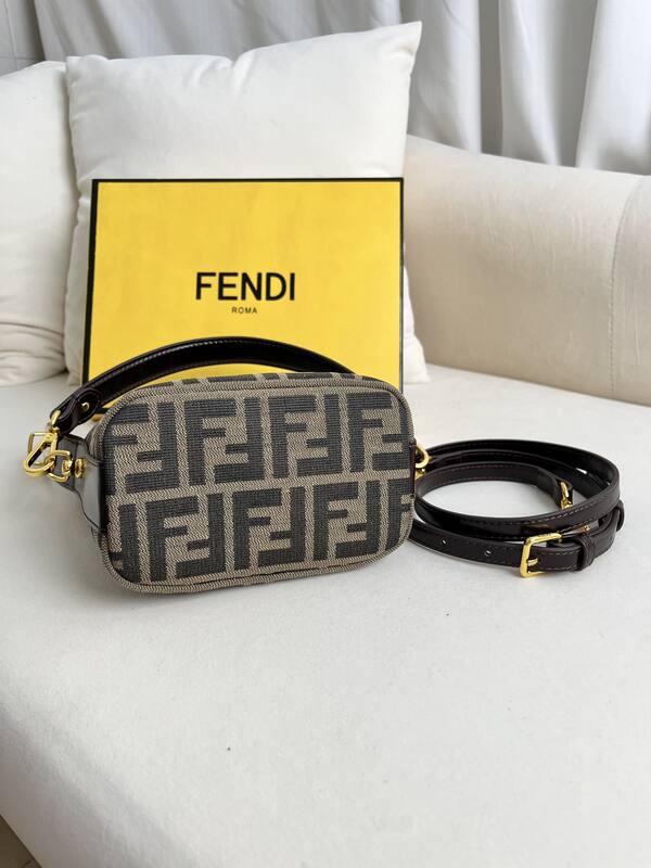 Fendi shoulder bag — AAA Quality Replica