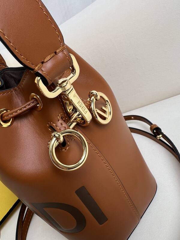 Fendi shoulder bag — 1:1 Replica