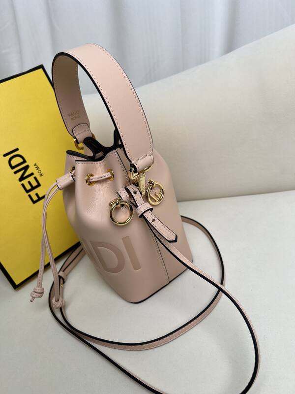 Fendi shoulder bag — Premium Replica