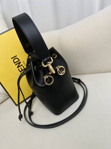 Fendi shoulder bag 1 1 Replica