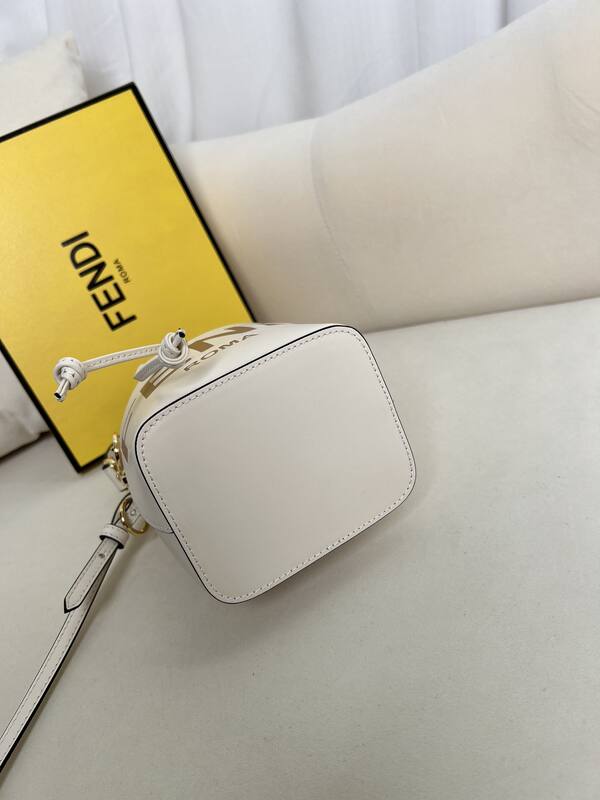 Fendi shoulder bag — AAA Quality Replica