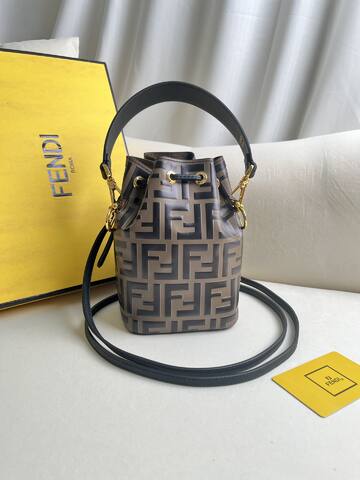 Fendi shoulder bag Top Quality Replica