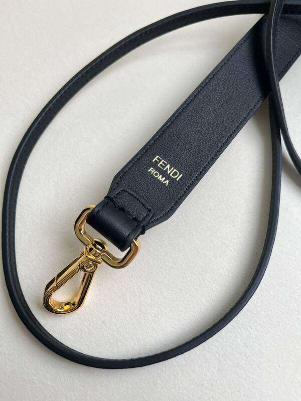 Fendi shoulder bag — Top Quality Replica