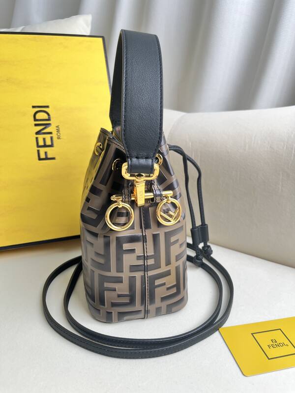 Fendi shoulder bag — Top Quality Replica